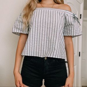 H&M Mid Rise Black Shorts